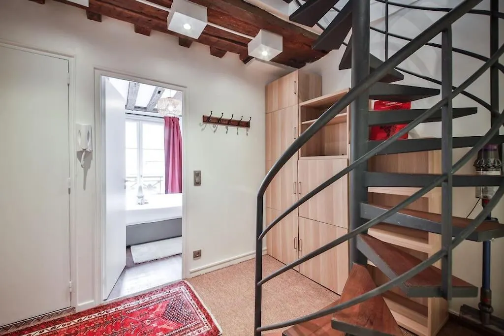 Apartamento Typical Parisian Duplex#4Pers#Le Marais