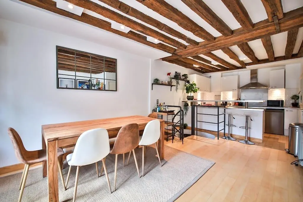 Typical Parisian Duplex#4Pers#Le Marais Daire Fransa